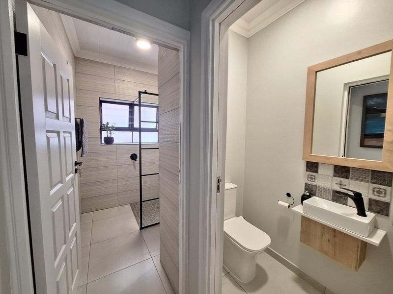 3 Bedroom Property for Sale in Avonddans Western Cape